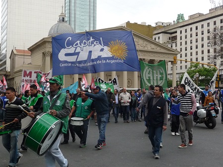 La CTA Capital marchó a la Jefatura de Gobierno de la Ciudad tras diez días de acampe