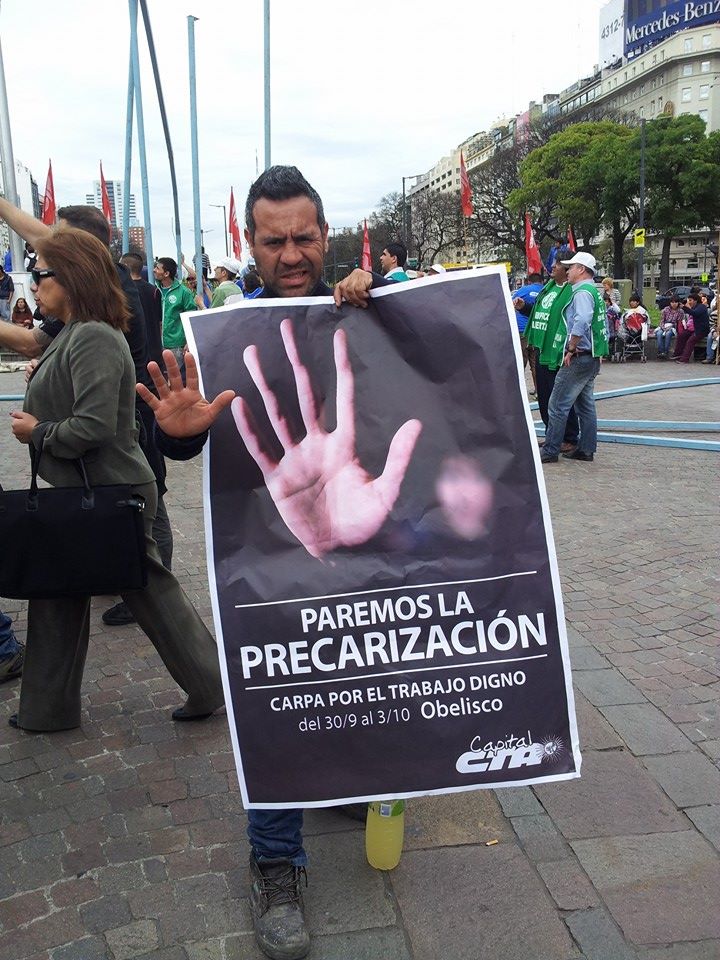 Algunas imágenes desde la Carpa por el Trabajo Digno