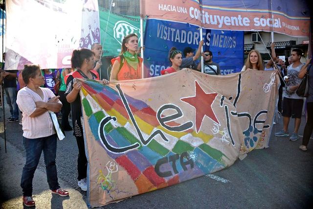 La CTA Capital estuvo presente en la marcha por el Día de la Mujer Trabajadora