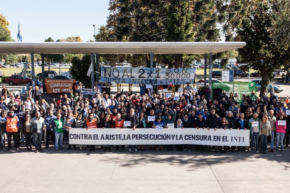 Charla en el INTI: “No olvidamos, no perdonamos, no nos reconciliamos”