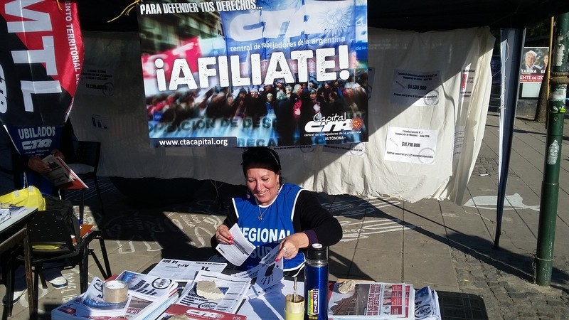 Se lanzó en el Parque Patricios la campaña contra el trabajo precario