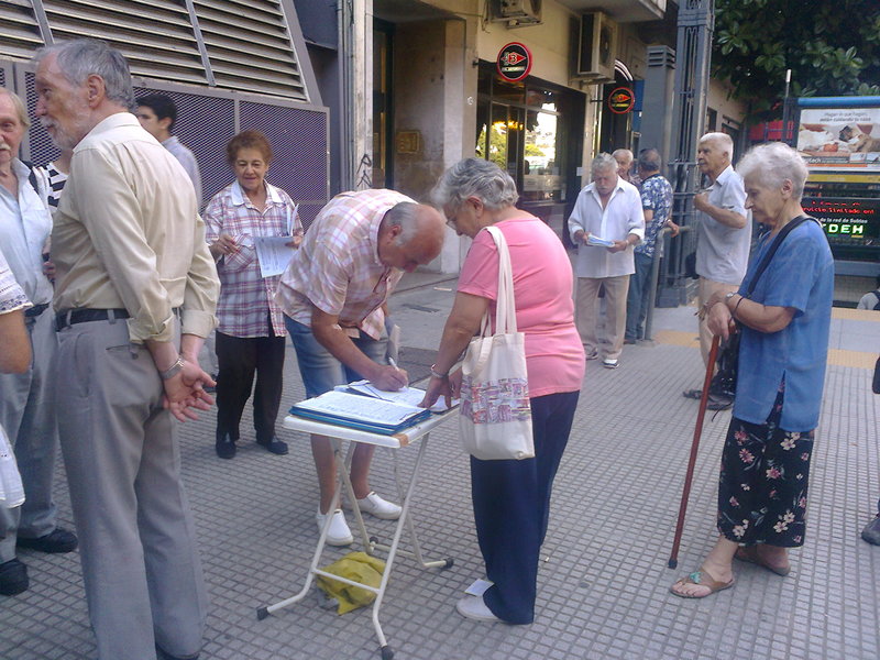 Jubilados 1246 miércoles  y   primer Paro Nacional al gobierno de Mauricio Macri