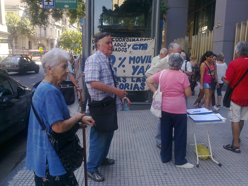 Jubilados 1246 miércoles  y   primer Paro Nacional al gobierno de Mauricio Macri