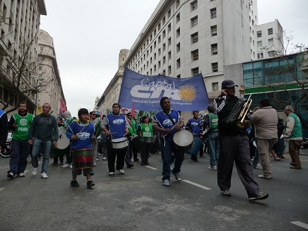 La CTA Capital marchó a la Jefatura de Gobierno de la Ciudad tras diez días de acampe