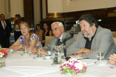 Senador Moise de Haití visitó la CTA