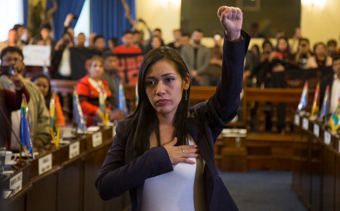 Adriana Salvatierra: “El golpe de Estado le está pasando factura a los bolivianos”