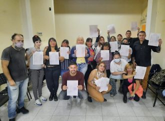 El Bachillerato Popular Salvador Herrera entregó certificados analíticos a 23 nuevos egresados