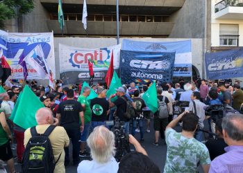 Centrales Sindicales argentinas repudian intento de golpe en Brasil