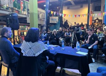 Sivinian: “En el modelo del capitalismo global están los que sobran y los que tienen derechos”