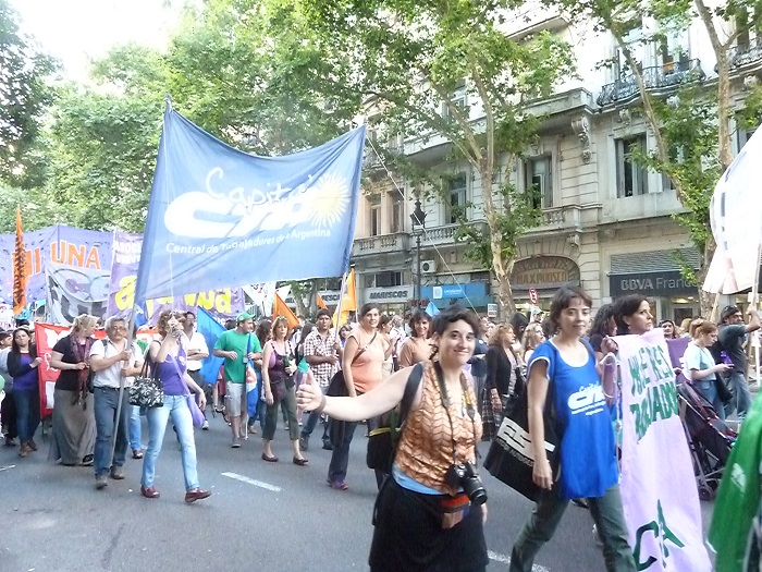 La CTA Capital estuvo presente en la movilización contra la violencia hacia las mujeres