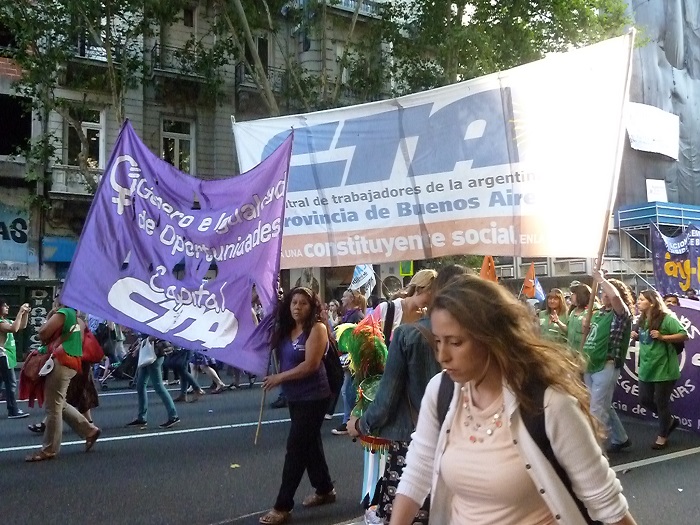 La CTA Capital estuvo presente en la movilización contra la violencia hacia las mujeres