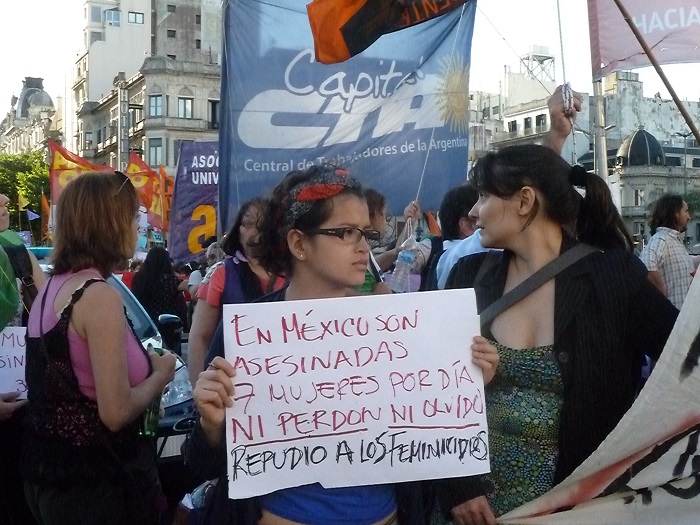 La CTA Capital estuvo presente en la movilización contra la violencia hacia las mujeres