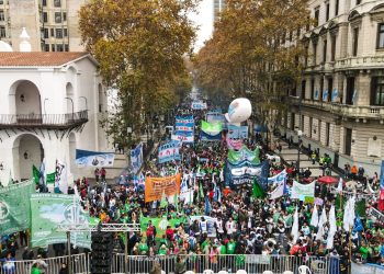 Paro Nacional con acciones en todo el país para exigir un cambio de rumbo económico y social