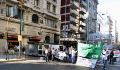 Protesta de trabajadores de OSPLAD