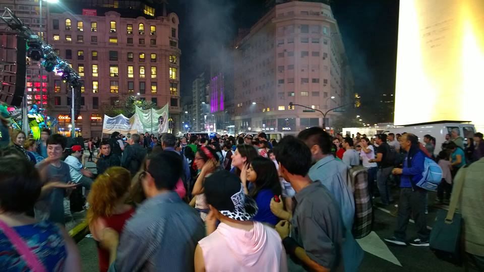 La última noche en la Carpa cerró con un Festival Popular